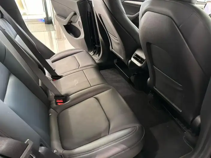 Model Y 2023 Model Rear-wheel drive version – фото 9