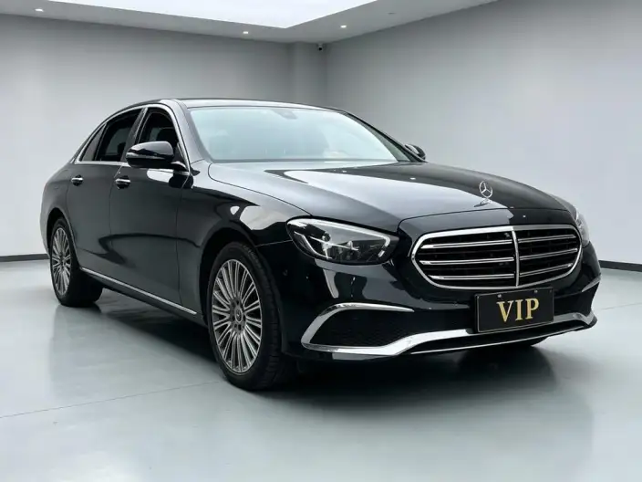 Mercedes-Benz E-Class 2022 Model E 300 L Fashion Model sedan – фото 3