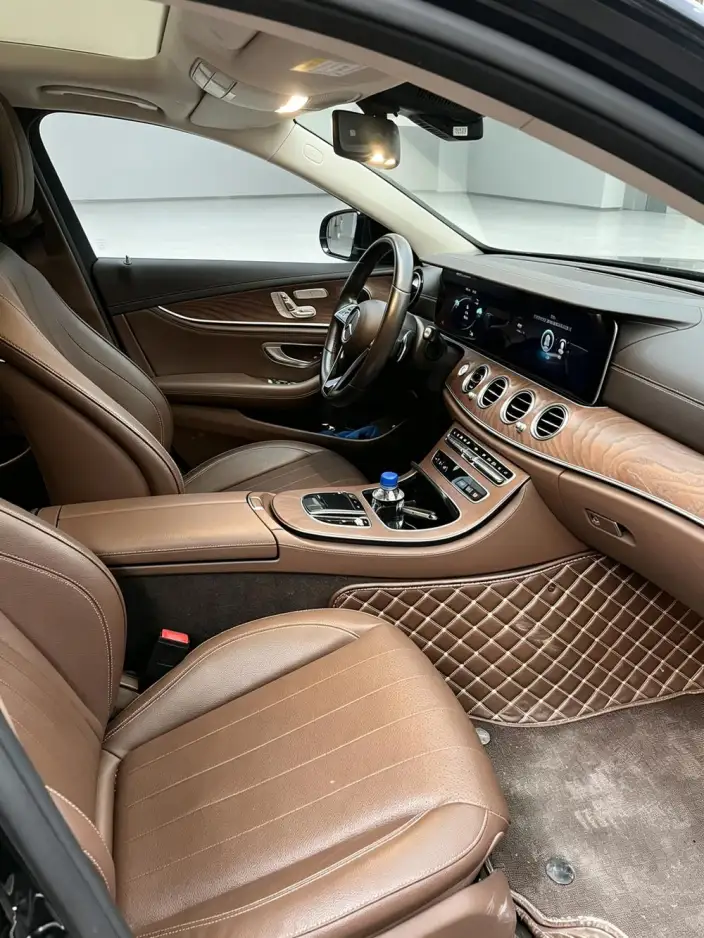 Mercedes-Benz E-Class 2022 Model E 300 L Fashion Model sedan – фото 8