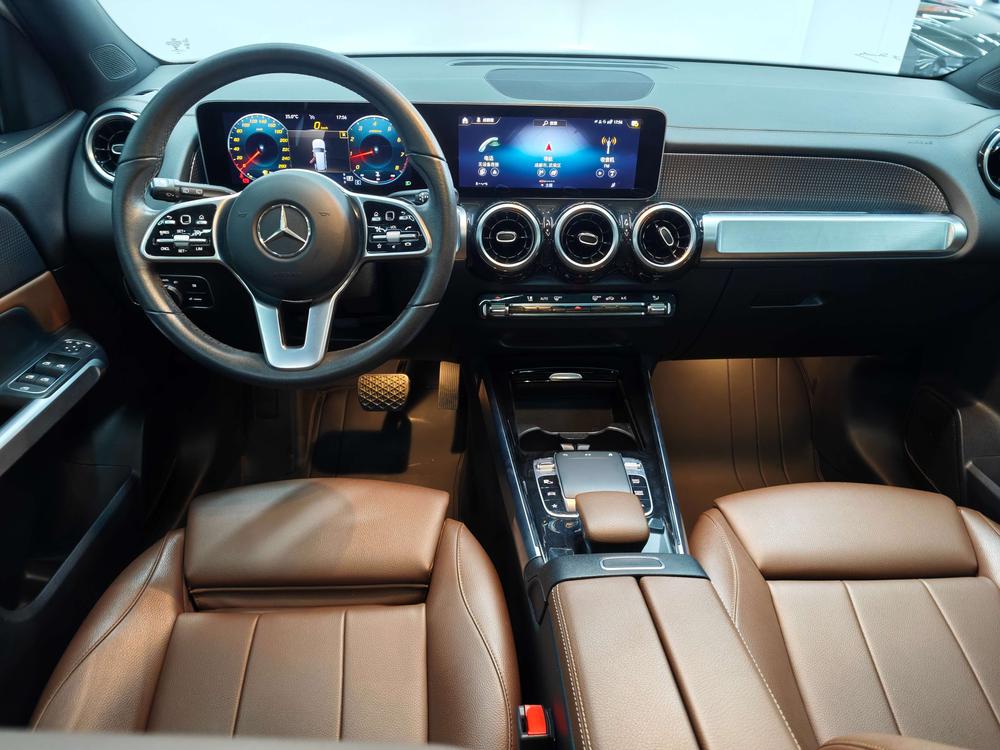 Mercedes-Benz GLB Модель 2020 года GLB 200 Dynamic – фото 7