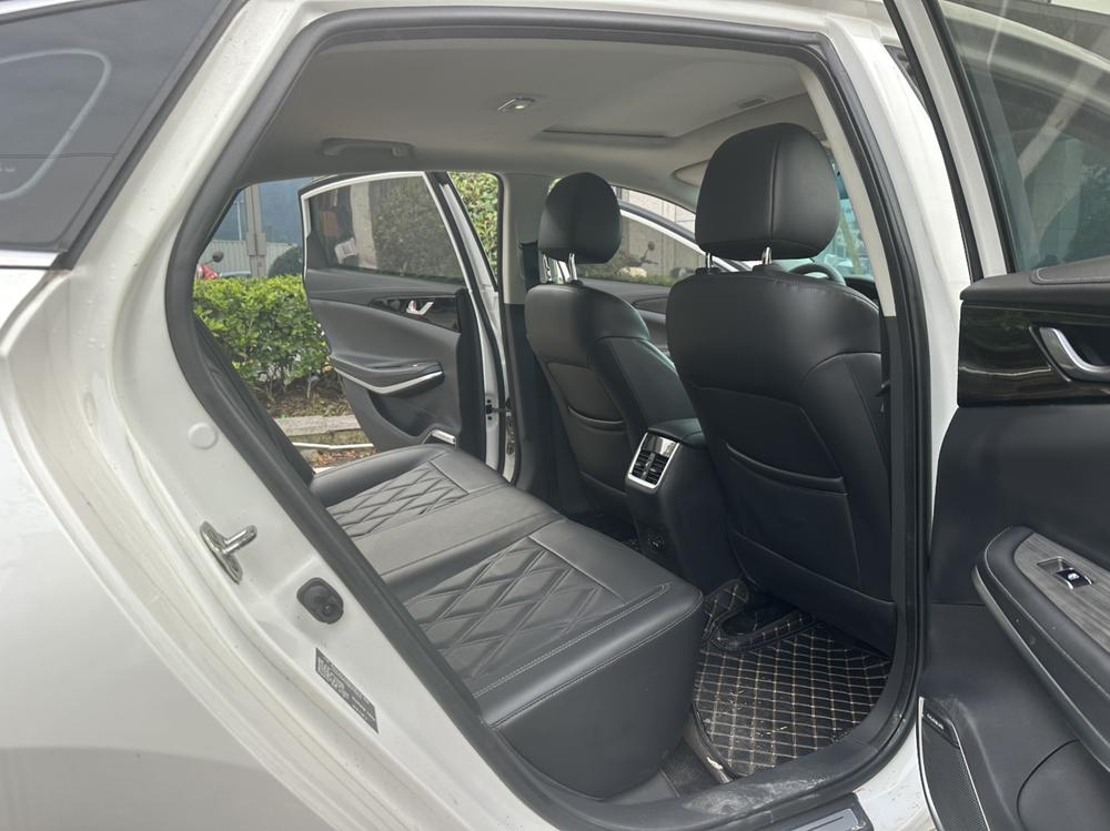 Changan Ruicheng CC 2022 BlueCore 1.5T DCT Luxury – фото 18
