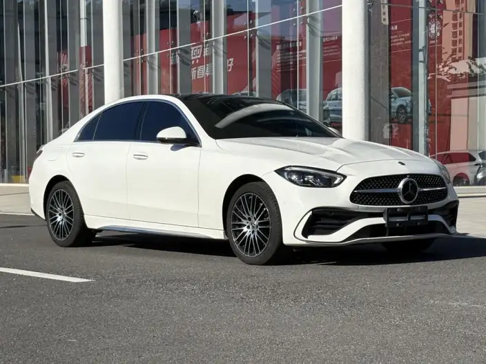 Mercedes-Benz C-Class 2026 Model C 260 L Sports sedan – фото 3