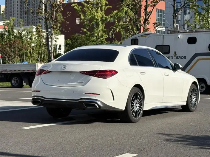 Mercedes-Benz C-Class 2026 Model C 260 L Sports sedan – фото 7
