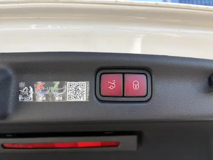 Mercedes-Benz C-Class 2026 Model C 260 L Sports sedan – фото 10