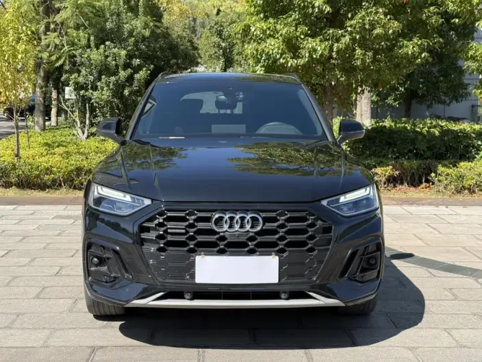 Audi Q5L 2024 Model 45TFSI Luxury Dynamic Model – фото 2