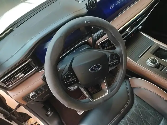 Ford Explorer 2023 Model EcoBoost 285 4WD Titan Jin Edition 7 seat – фото 7