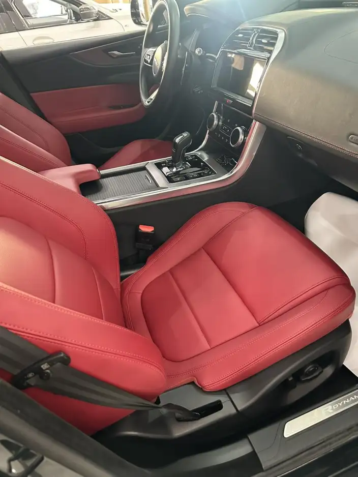 Jaguar XE L 2021 Model 2.0T 250PS R-DYNAMIC S Enterprising Sports Edition – фото 7
