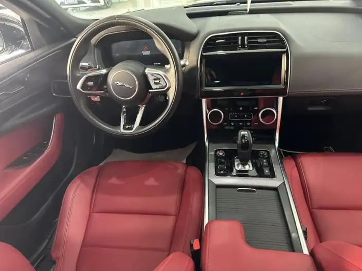 Jaguar XE L 2021 Model 2.0T 250PS R-DYNAMIC S Enterprising Sports Edition – фото 10