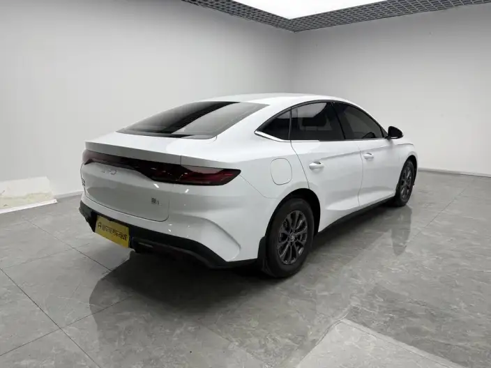 QinL DM 2024 Model DM-i 80KM Leading Model – фото 7