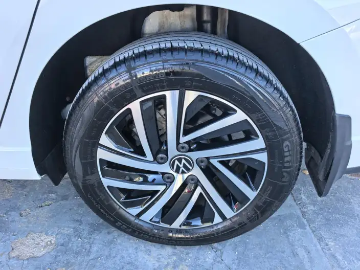 Volkswagen Lavida 2023 Model 300TSI DSG Manyi Edition – фото 6