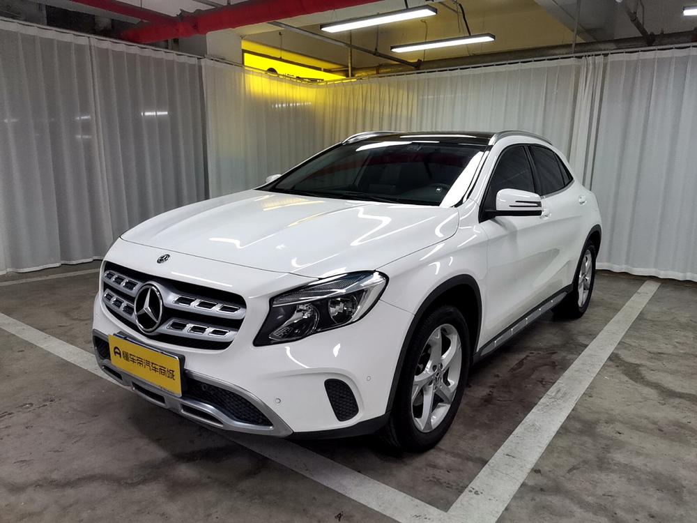 Mercedes-Benz GLA Модель 2018 года GLA 200 Dynamic – фото 1