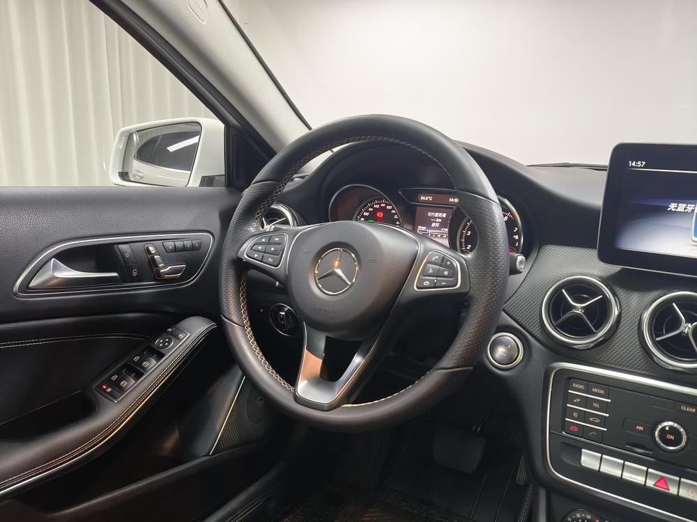 Mercedes-Benz GLA Модель 2018 года GLA 200 Dynamic – фото 16