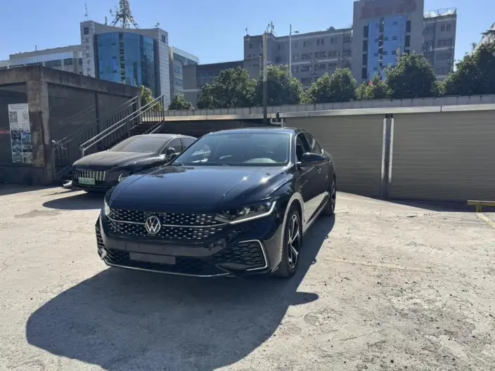 Volkswagen Passat 2022 Model 330TSI Starry sky Elite Edition – фото 1