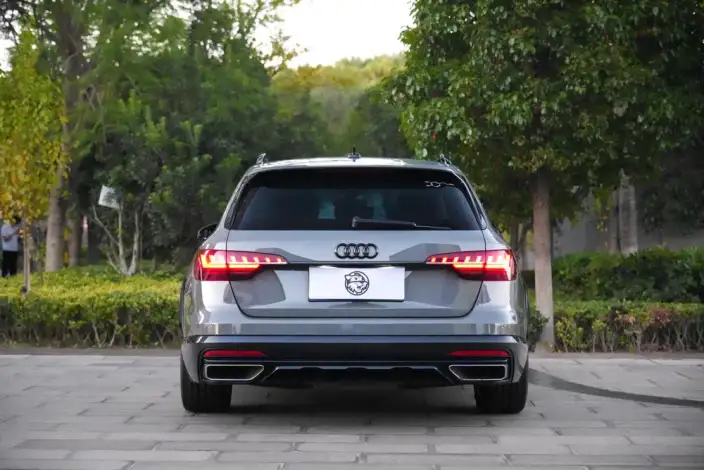 Audi A4 Imported 2022 Model allroad quattro – фото 6