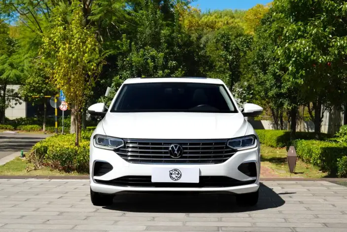 Volkswagen Lavida 2023 Model 280TSI DSG Manyi Edition – фото 2