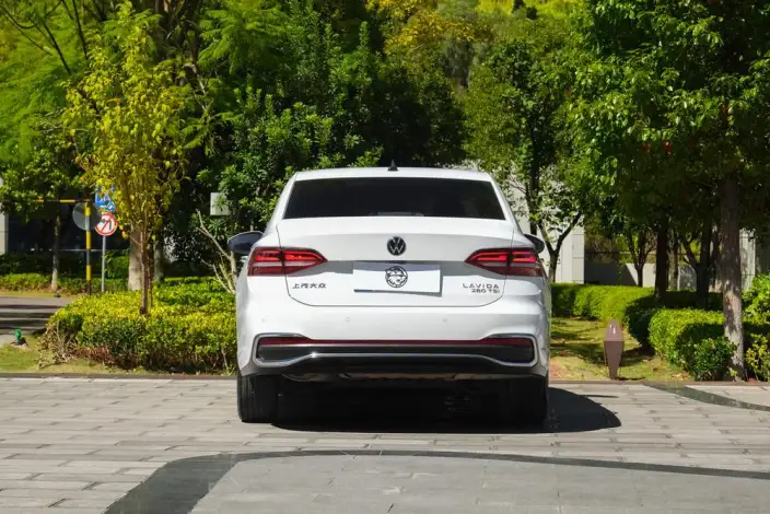 Volkswagen Lavida 2023 Model 280TSI DSG Manyi Edition – фото 6