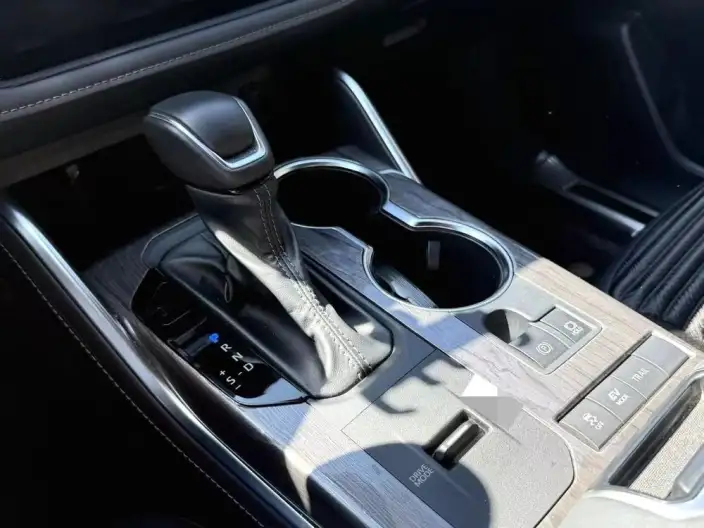 Crown Kluger 2024 Model Intelligent Hybrid 2.5L E-CVT 4WD Deluxe Edition – фото 7