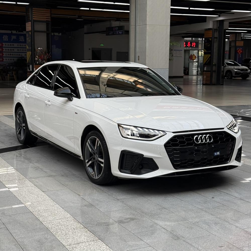 Audi A4L 2022 40 TFSI Luxury Dynamic – фото 3