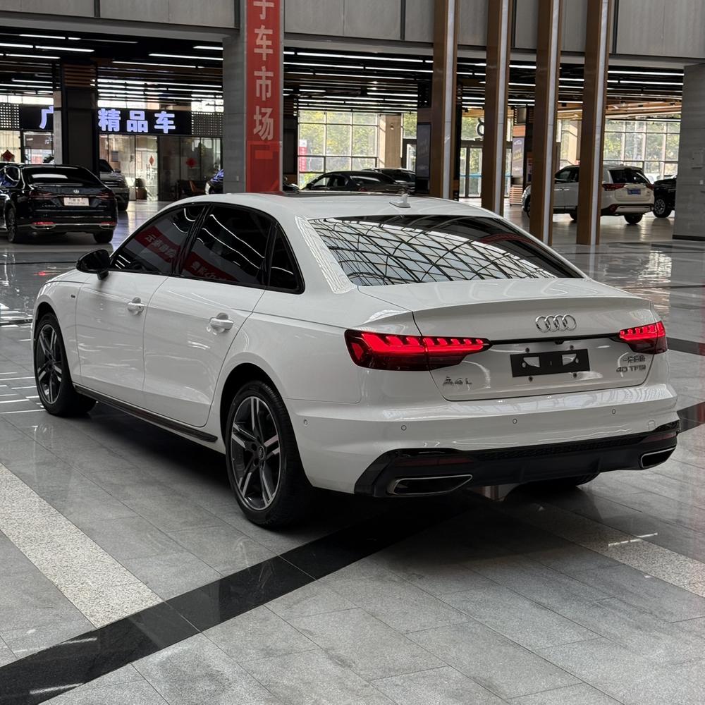 Audi A4L 2022 40 TFSI Luxury Dynamic – фото 4