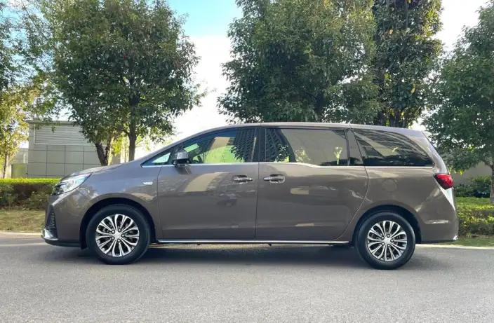 Buick GL8 2022 Model Facelift Business class 2.0T Smart Enjoy Model – фото 3