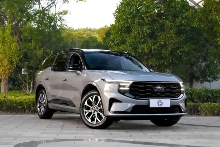Ford Edge 2023 Model Ford Edge L 2.0T EcoBoost 4WD VII seat Supreme Model