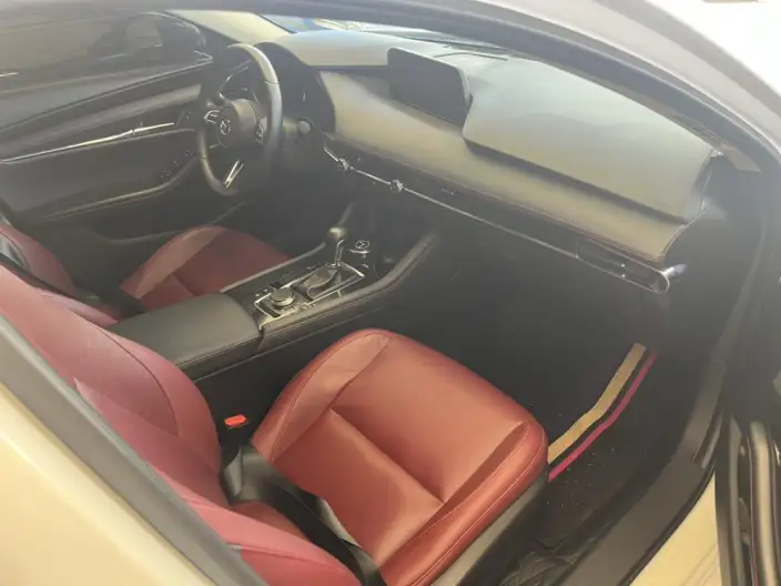 Mazda3 Axela 2023 Model 2.0L Automatic Zhi Engine Edition – фото 6