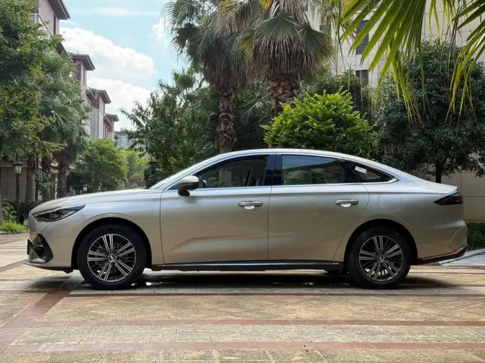 Geely Star Edition 6 2026 Model EM 125km Tiggo + Edition – фото 4