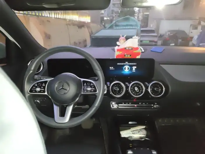 Mercedes-Benz GLA 2022 Model Facelift II GLA 200 – фото 5