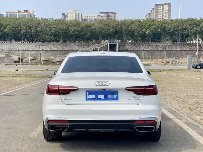 Audi A4 L 2022 Model 40 TFSI Fashion Dynamic Model – фото 5