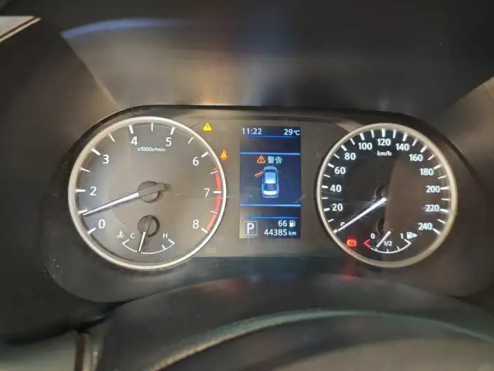 Nissan Sylphy 2022 Model 1.6L XL CVT Yuexiang Edition – фото 7