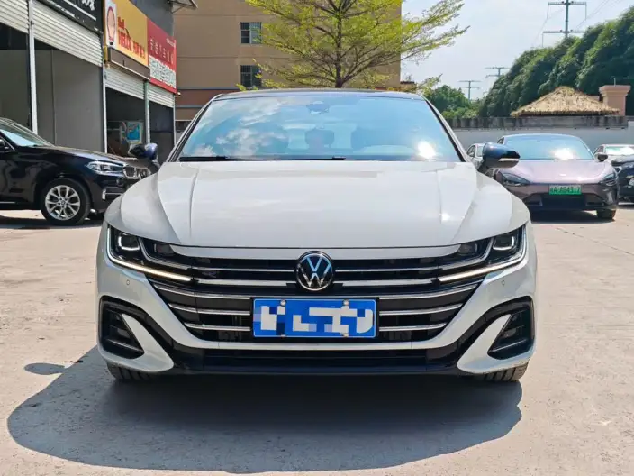 Volkswagen CC 2024 Model 380TSI Eye-catching version – фото 2