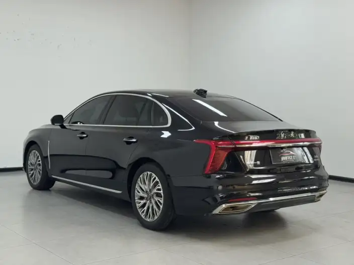 Hongqi H5 2023 Model 2.0T Automatic Flag Enjoy Edition – фото 4