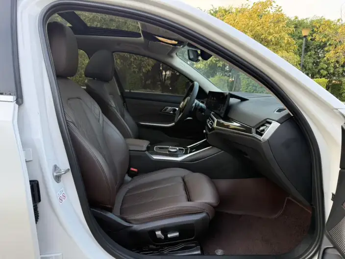 BMW 3 Series 2023 Model 325Li M Sports Set – фото 8