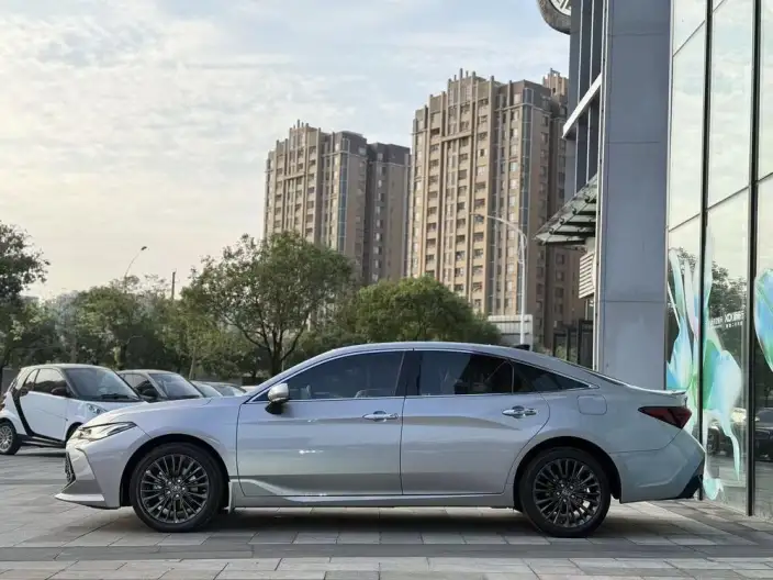 Toyota Avalon 2023 Model 2.5L Automatic Touring Premium Edition – фото 4