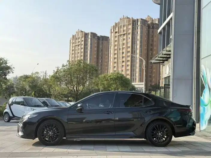Toyota Camry 2023 Model 2.5S Knight Edition – фото 4