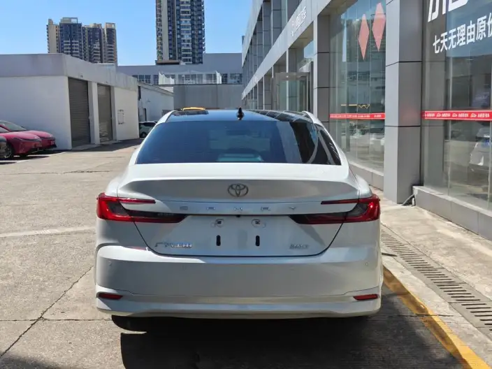 Toyota Camry 2024 Model 2.0G Premium Edition – фото 5