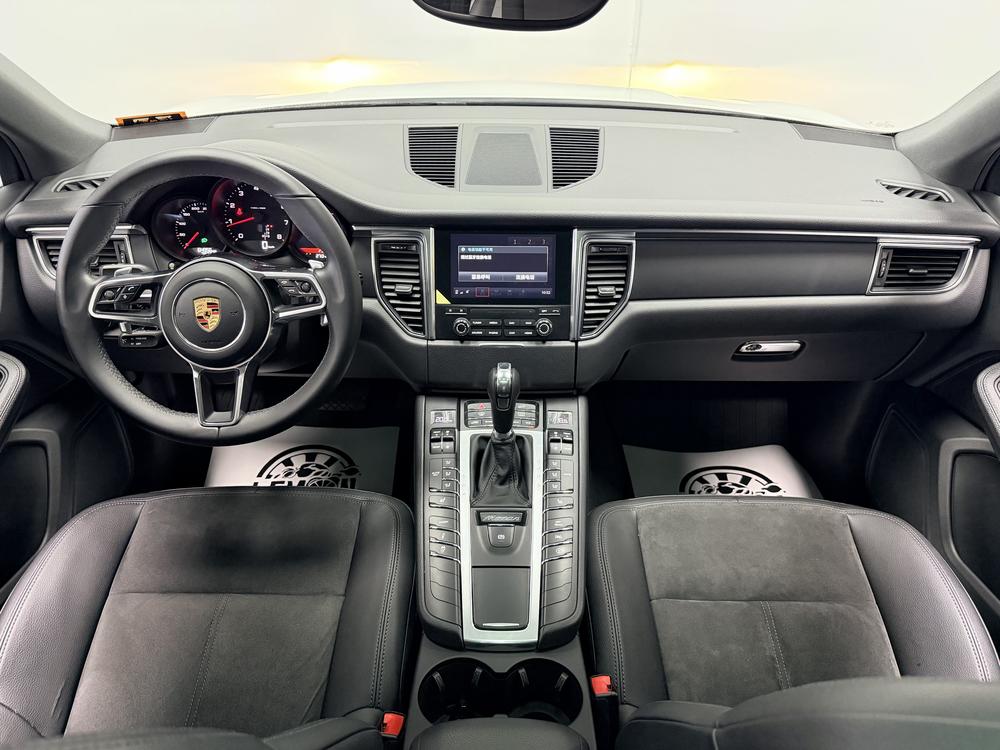 Porsche Macan 2017 Macan 2.0T – фото 32