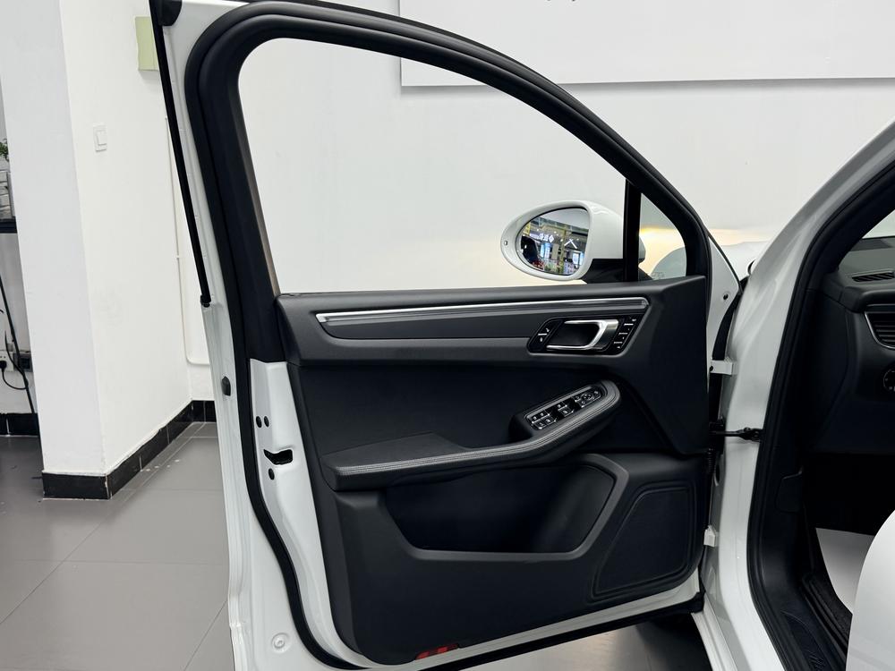 Porsche Macan 2017 Macan 2.0T – фото 41