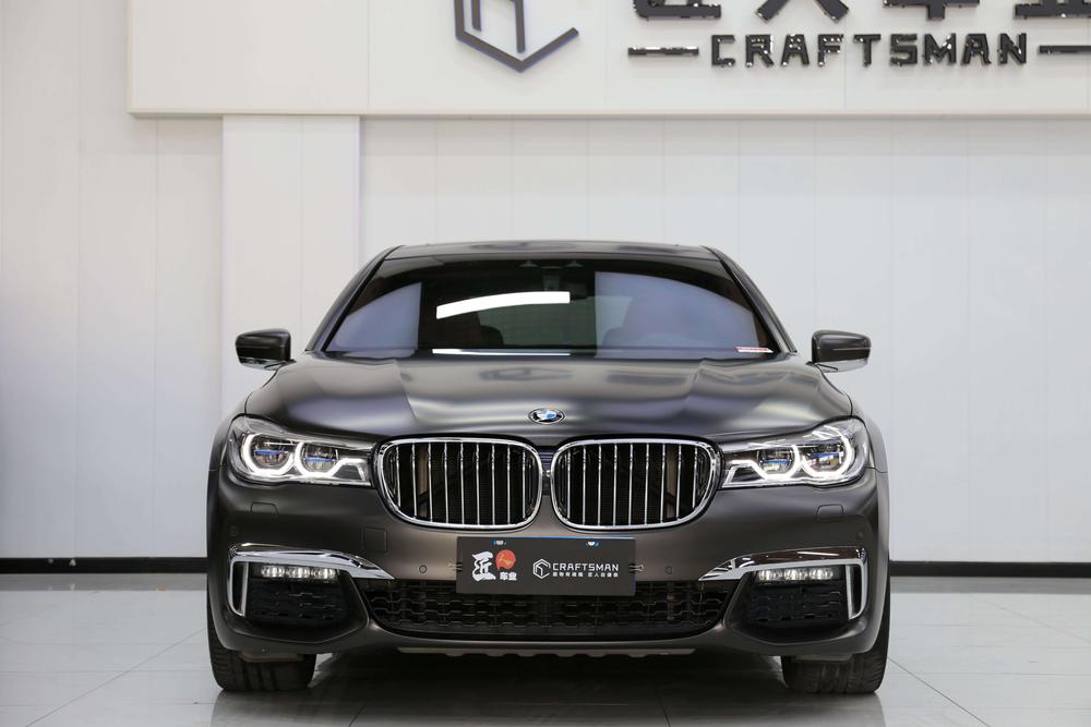 BMW 7 Series Модель 2018 года 740Li xDrive Exclusive M Sports Set – фото 2