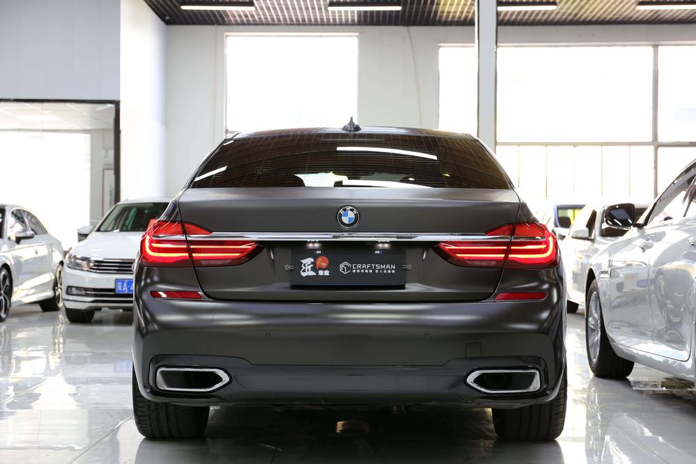 BMW 7 Series Модель 2018 года 740Li xDrive Exclusive M Sports Set – фото 6