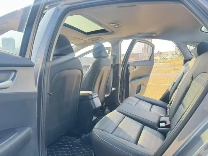 Kia K3 2024 Model 1.5L IVT Comfort Premium Edition – фото 9