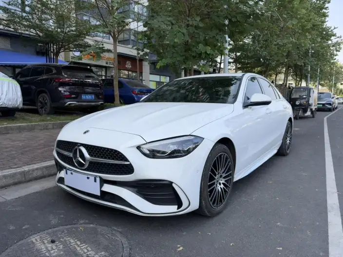 Mercedes-Benz C-Class 2024 Model Facelift C 200 L Sports Edition – фото 1