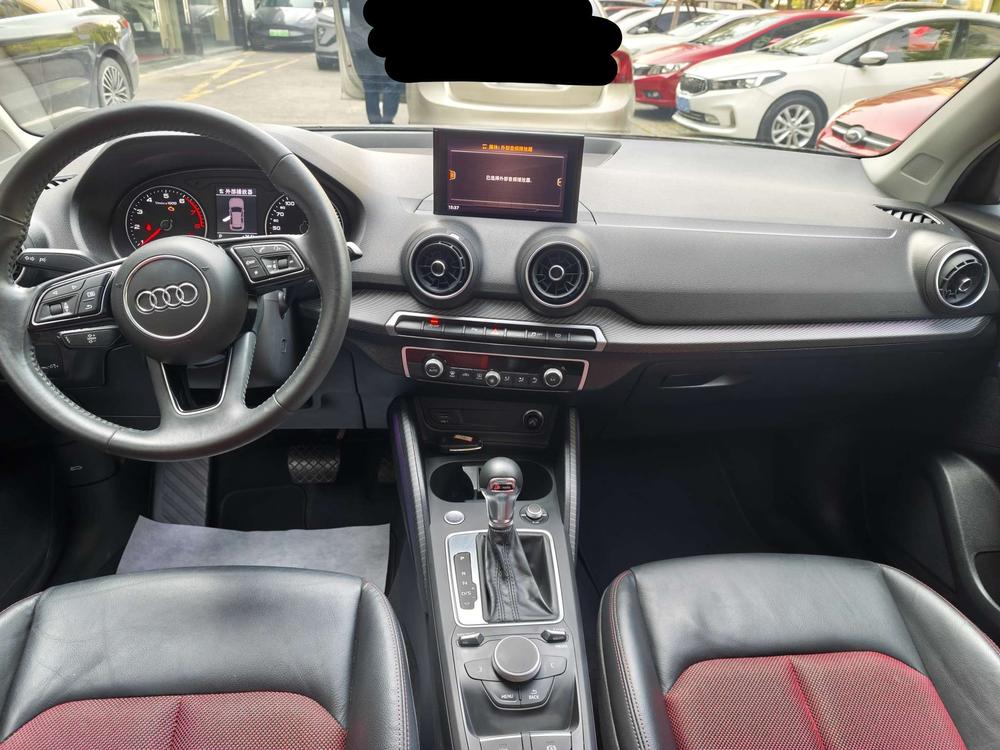 AUDI Q2L Модель 2020 года 35TFSI Fashion Dynamic – фото 6