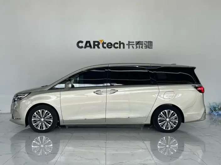 Buick GL8 2022 Model ES Luzun 653T Flagship Model – фото 4