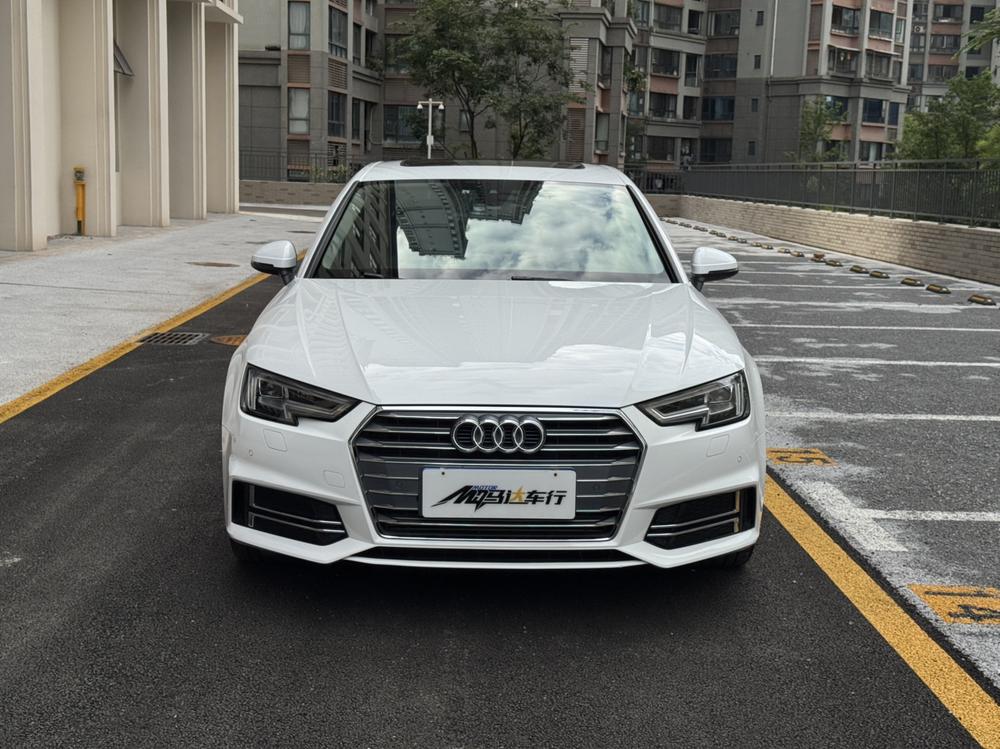 Audi A4L 2018 30th Anniversary 40 TFSI Fashion – фото 2