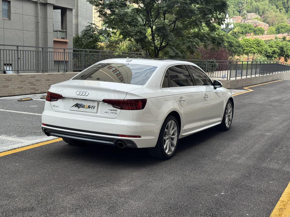 Audi A4L 2018 30th Anniversary 40 TFSI Fashion – фото 7