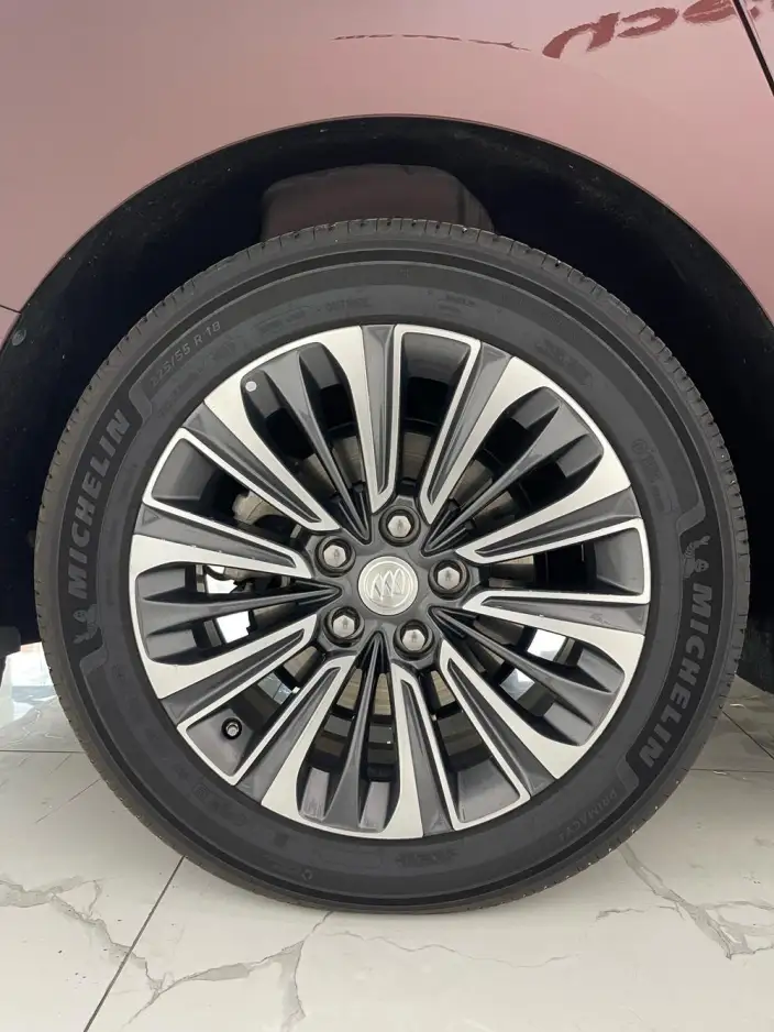 Buick GL8 2022 Model ES Luzun 653T Luxury Model – фото 9