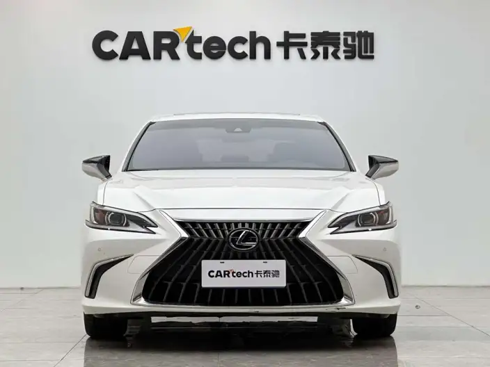 Lexus ES 2022 Model 200 Superior Edition – фото 2