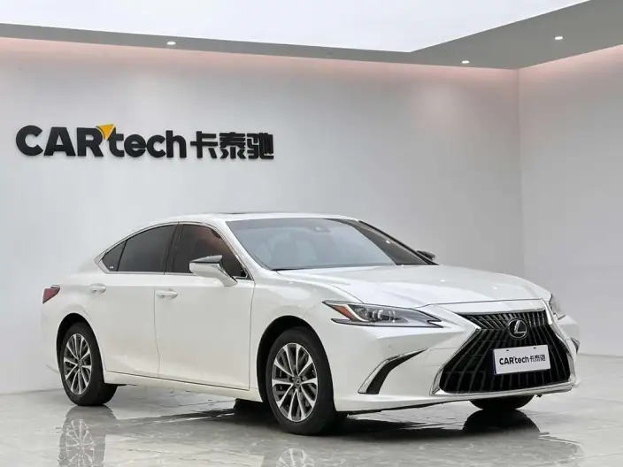 Lexus ES 2022 Model 200 Superior Edition – фото 3