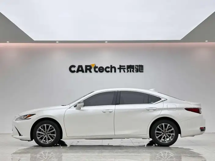 Lexus ES 2022 Model 200 Superior Edition – фото 4